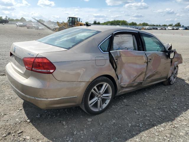 Photo 3 from auction – 2015 VOLKSWAGEN PASSAT SEL with VIN 1VWCV7A36FC024727