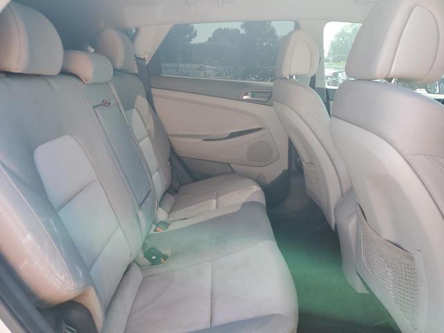 Photo 11 from auction – 2016 HYUNDAI TUCSON LIM with VIN KM8J33A40GU180187