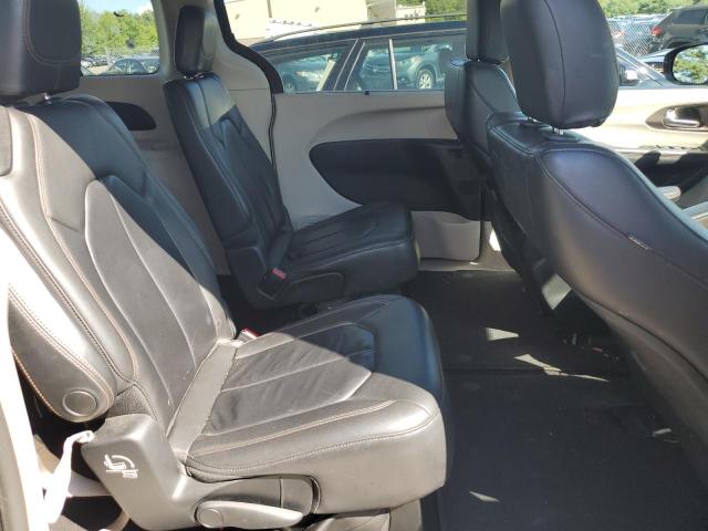 Photo 11 from auction – 2017 CHRYSLER PACIFICA T with VIN 2C4RC1BG4HR660526