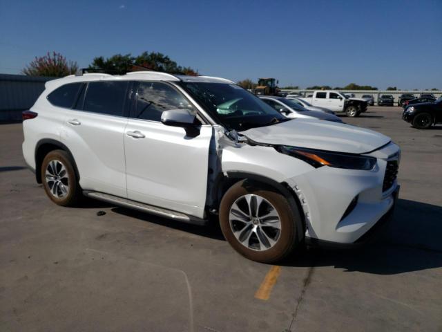 Photo 4 from auction – 2022 TOYOTA HIGHLANDER with VIN 5TDGZRAH9NS096390