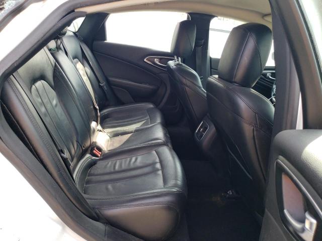 Photo 10 from auction – 2016 CHRYSLER 200 LIMITE with VIN 1C3CCCAB1GN192259