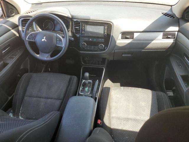 Photo 8 from auction – 2018 MITSUBISHI OUTLANDER with VIN JA4AD2A38JZ066588