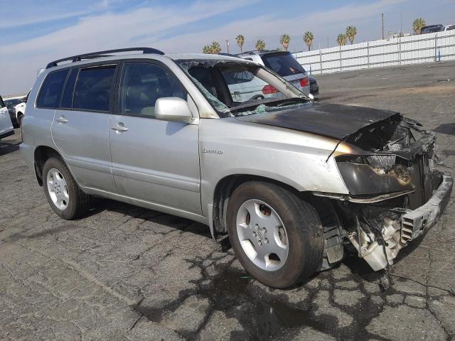 Photo 4 from auction – 2004 TOYOTA HIGHLANDER with VIN JTEDP21A040026390