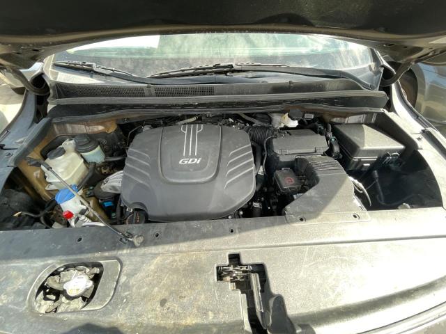 Photo 7 from auction – 2015 KIA SEDONA LX with VIN KNDMB5C13F6045663