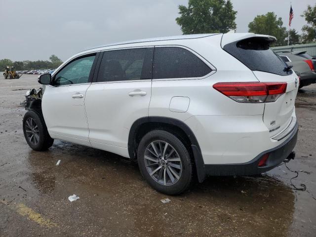 Photo 2 from auction – 2017 TOYOTA HIGHLANDER with VIN 5TDJZRFH8HS414258