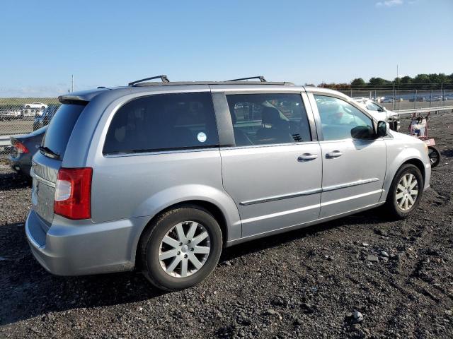 Photo 3 from auction – 2014 CHRYSLER TOWN & COU with VIN 2C4RC1BG7ER164874