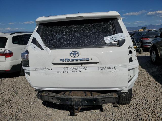 Photo 6 from auction – 2018 TOYOTA 4RUNNER SR with VIN JTEBU5JR0J5488017