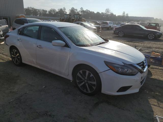 Photo 4 from auction – 2017 NISSAN ALTIMA 2.5 with VIN 1N4AL3AP1HC291262