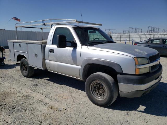 Photo 4 from auction – 2004 CHEVROLET SILVERADO with VIN 1GBHC24U94E175301