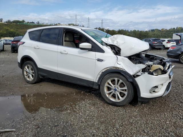 Photo 4 from auction – 2017 FORD ESCAPE SE with VIN 1FMCU9G96HUD45642