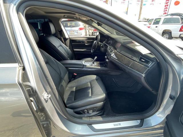 Photo 5 from auction – 2012 BMW 740 I with VIN WBAKA4C52CC613371