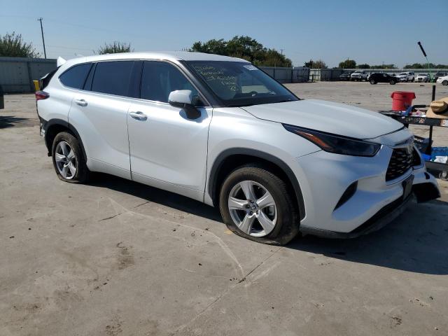 Photo 4 from auction – 2022 TOYOTA HIGHLANDER with VIN 5TDCZRAHXNS099832