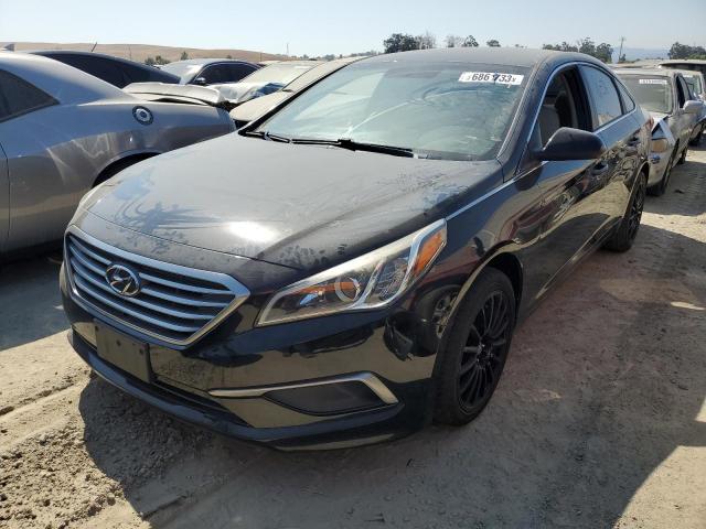 HYUNDAI SONATA SE 2017 with VIN 5NPE24AF2HH588783 - Photo from auction
