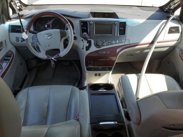 Photo 8 from auction – 2011 TOYOTA SIENNA XLE with VIN 5TDYK3DC5BS108665