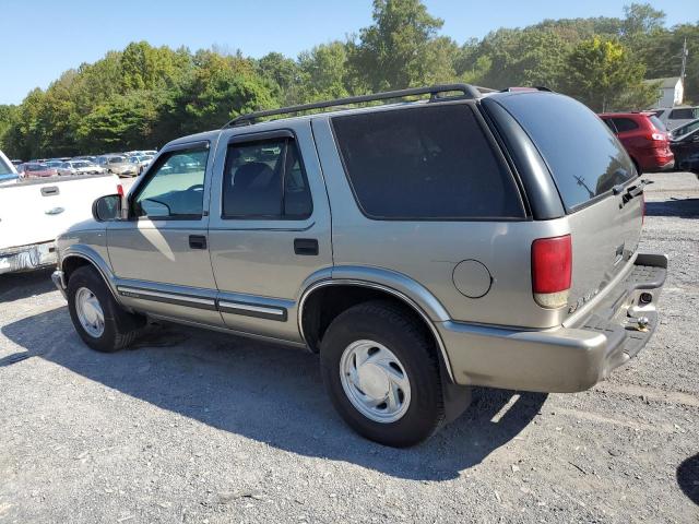 Photo 2 from auction – 2001 CHEVROLET BLAZER with VIN 1GNDT13W712201289