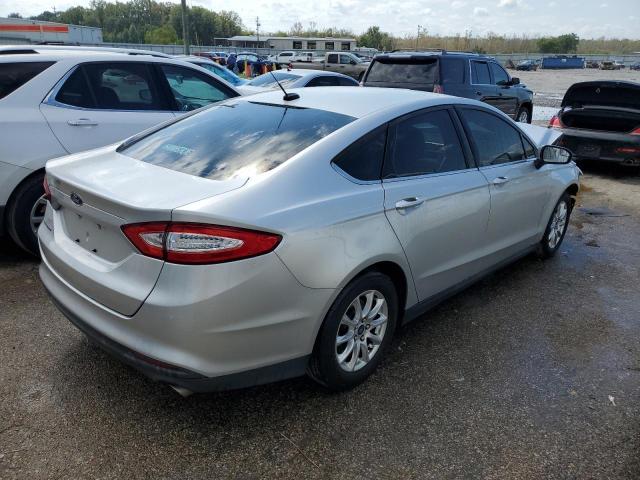 Photo 3 from auction – 2015 FORD FUSION S with VIN 3FA6P0G70FR287640