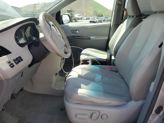 Photo 7 from auction – 2011 TOYOTA SIENNA XLE with VIN 5TDYK3DC1BS002374