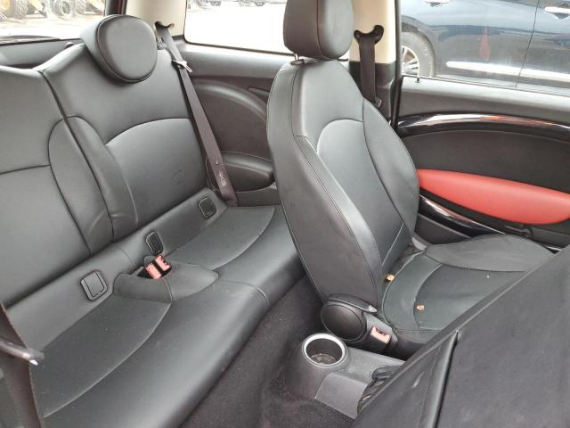 Photo 10 from auction – 2011 MINI COOPER with VIN WMWSU3C55BTX95860