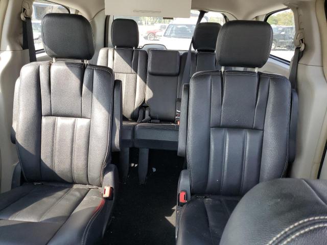 Photo 10 from auction – 2016 CHRYSLER TOWN & COU with VIN 2C4RC1BG1GR292935