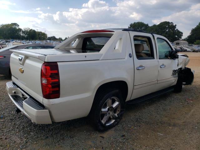 Photo 3 from auction – 2013 CHEVROLET AVALANCHE with VIN 3GNMCGE0XDG155917