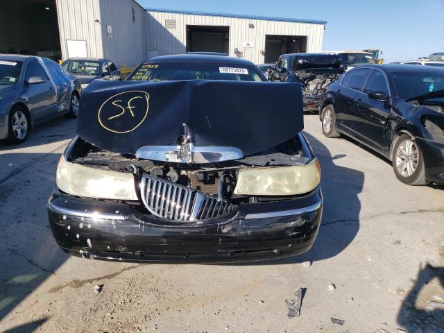Photo 5 from auction – 2002 LINCOLN TOWN CAR S with VIN 1LNHM82W82Y629366