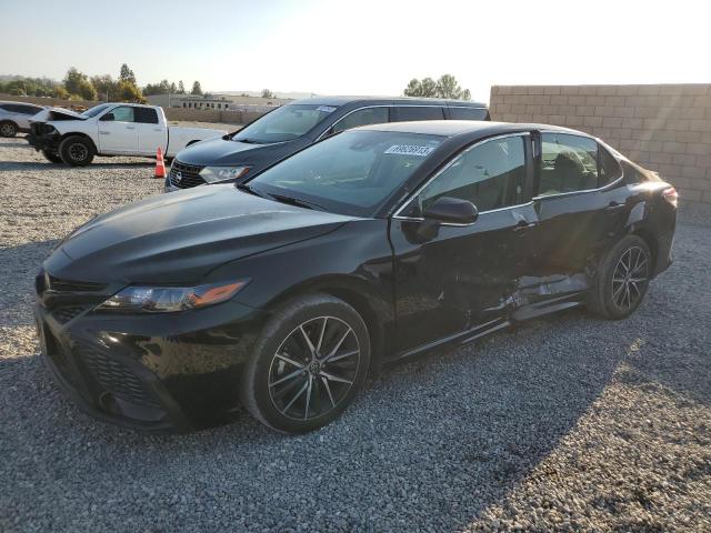 TOYOTA CAMRY SE 2022 with VIN 4T1G11AK2NU074887 - Photo from auction