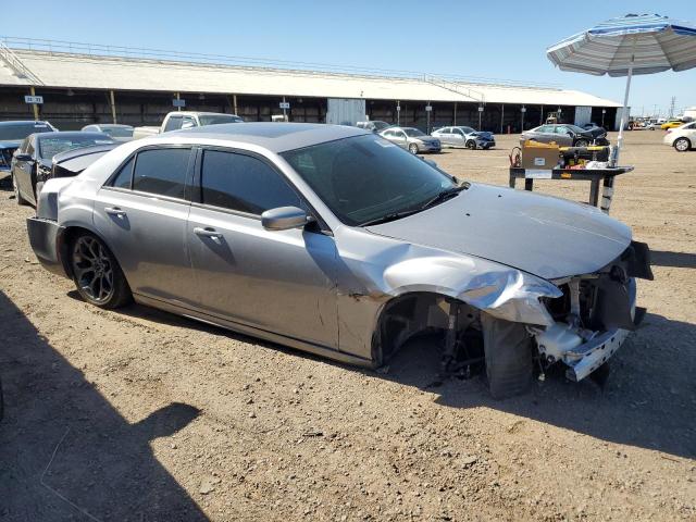 Photo 4 from auction – 2018 CHRYSLER 300 S with VIN 2C3CCABG7JH240569