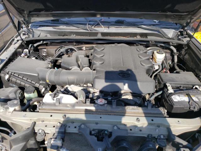 Photo 12 from auction – 2017 TOYOTA 4RUNNER SR with VIN JTEZU5JR0H5153915
