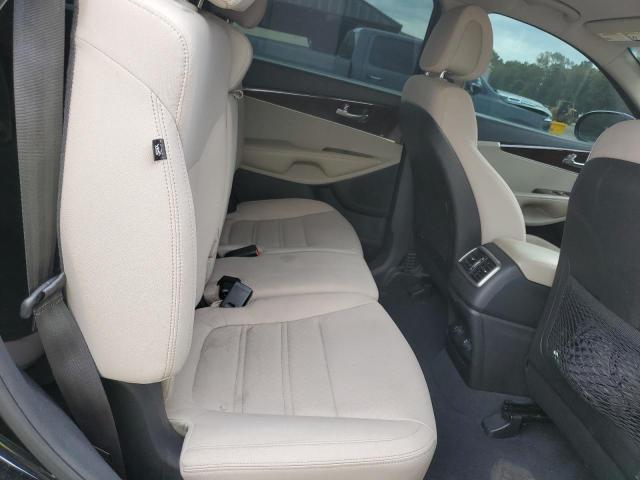 Photo 11 from auction – 2016 KIA SORENTO LX with VIN 5XYPGDA56GG038512