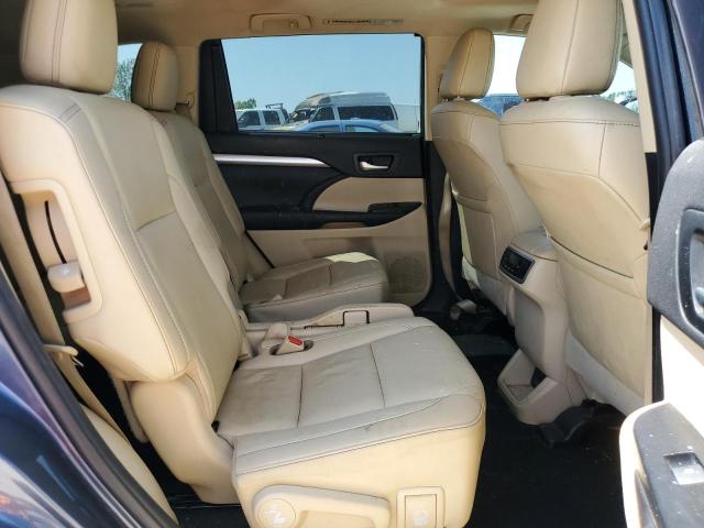 Photo 11 from auction – 2019 TOYOTA HIGHLANDER with VIN 5TDKZRFH4KS343376