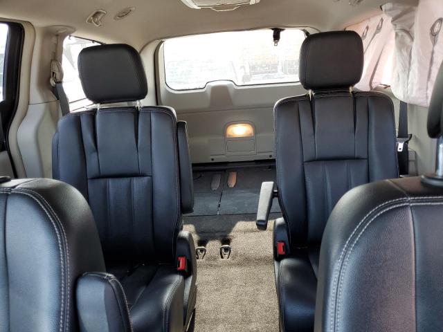 Photo 10 from auction – 2014 CHRYSLER TOWN & COU with VIN 2C4RC1CG9ER191802