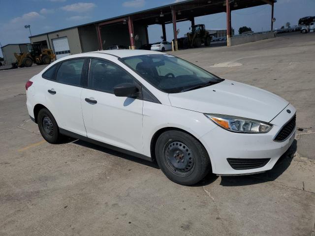 Photo 4 from auction – 2016 FORD FOCUS S with VIN 1FADP3E2XGL397286