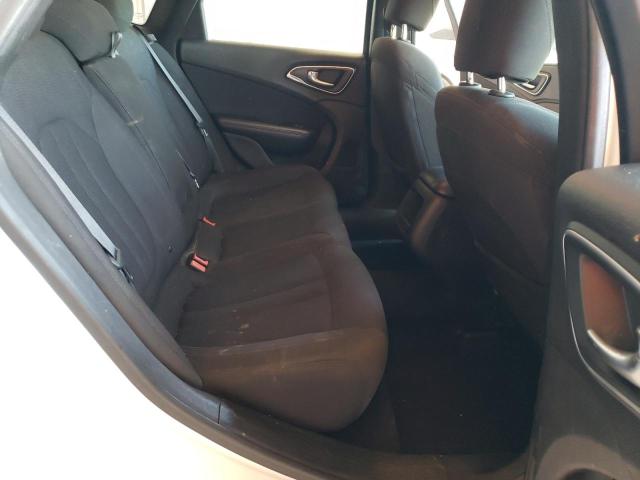 Foto 10 de la subasta – 2015 CHRYSLER 200 LIMITE con VIN 1C3CCCABXFN527369