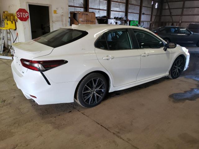 Photo 3 from auction – 2022 TOYOTA CAMRY SE with VIN 4T1G11AK2NU683946