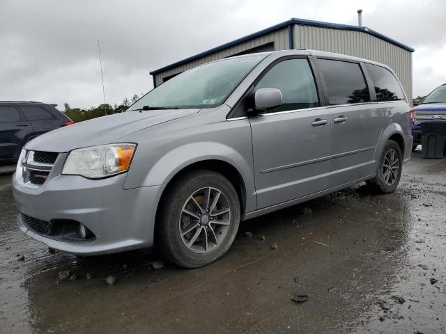 DODGE GRAND CARA 2017 with VIN 2C4RDGCG8HR873252 - Photo from auction