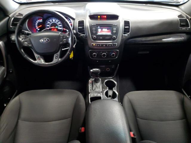 Photo 8 from auction – 2014 KIA SORENTO LX with VIN 5XYKTCA60EG476464