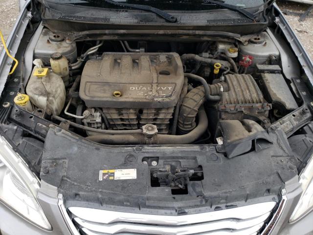 Photo 11 from auction – 2014 CHRYSLER 200 LX with VIN 1C3CCBAB7EN142134