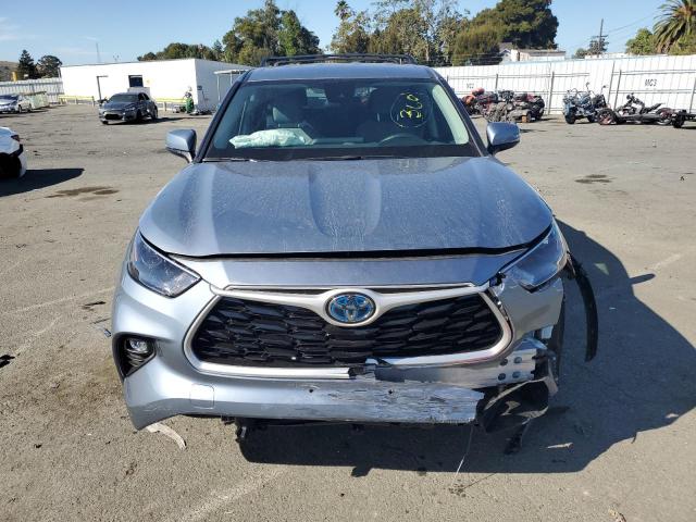 Photo 5 from auction – 2022 TOYOTA HIGHLANDER with VIN 5TDZARAH2NS015729