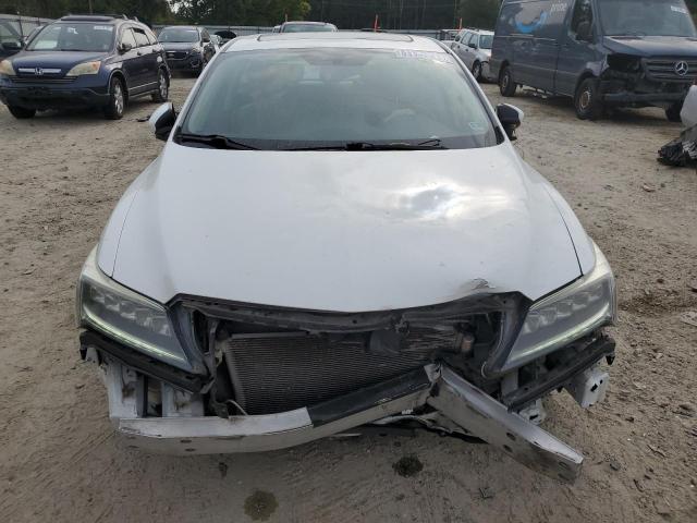 Photo 5 from auction – 2017 ACURA ILX BASE W with VIN 19UDE2F32HA005627