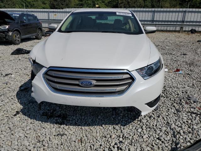 Photo 5 from auction – 2018 FORD TAURUS SEL with VIN 1FAHP2E88JG138487