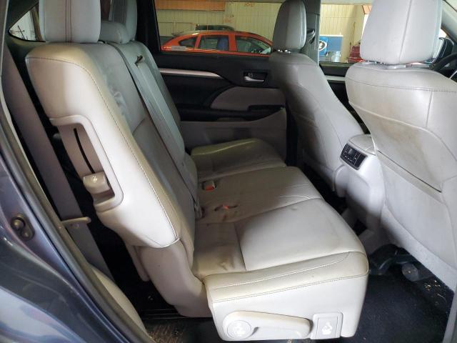 Photo 11 from auction – 2016 TOYOTA HIGHLANDER with VIN 5TDJKRFH6GS258269