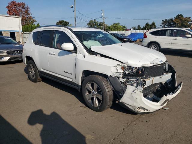 Photo 4 from auction – 2016 JEEP COMPASS LA with VIN 1C4NJDEBXGD707677