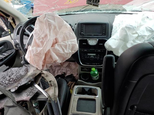 Photo 8 from auction – 2012 CHRYSLER TOWN & COU with VIN 2C4RC1CG2CR125055