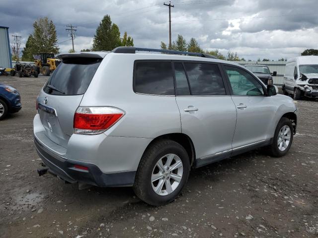Photo 3 from auction – 2011 TOYOTA HIGHLANDER with VIN 5TDBK3EH6BS068077