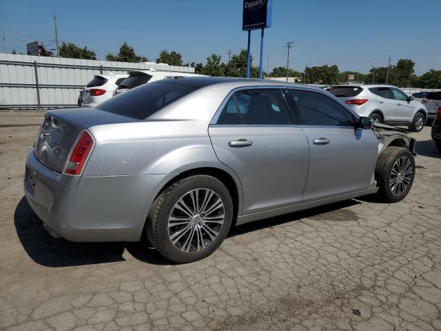 Photo 3 from auction – 2014 CHRYSLER 300 S with VIN 2C3CCAGT2EH143226