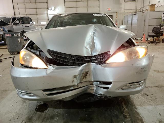 Photo 5 from auction – 2002 TOYOTA CAMRY LE with VIN 4T1BF30K42U525158
