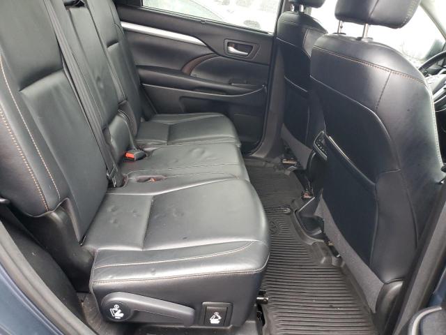 Photo 11 from auction – 2017 TOYOTA HIGHLANDER with VIN 5TDJZRFH7HS370513