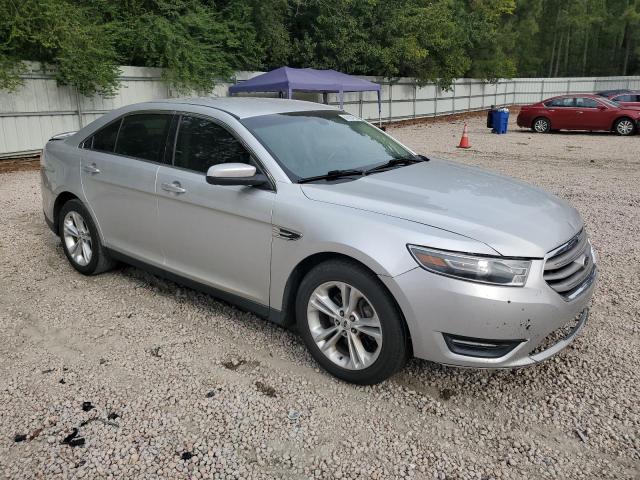 Photo 4 from auction – 2014 FORD TAURUS SEL with VIN 1FAHP2E85EG173638