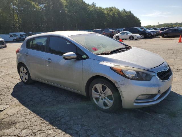 Photo 4 from auction – 2016 KIA FORTE LX with VIN KNAFK5A89G5568554