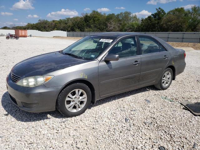 TOYOTA CAMRY LE 2005 with VIN 4T1BF32K65U604414 - Photo from auction